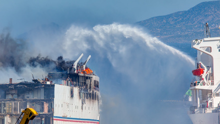 Vessel fires and geopolitical risks a worry for marine insurance sector_NL.jpg